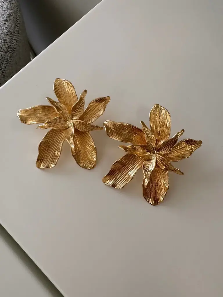 Flower Drop Earrings : MJ07