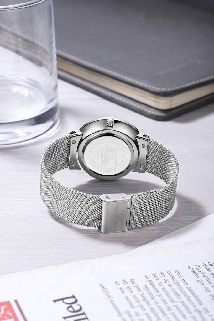 Surrey Collection Analog Quartz Watch For Men With Mesh Strap, Round Metal Case, Date Display : LFM10006-22