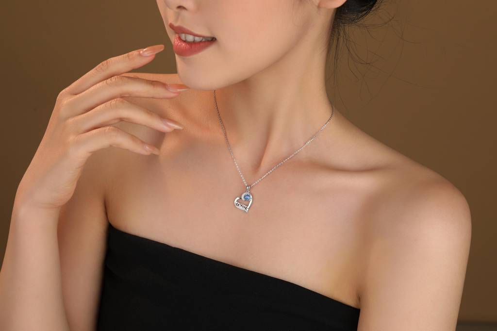 925 Sterling Silver Blue Swiss Zircon Mom Pendant With Chain, Mother'S Day Gift : BRDMN256