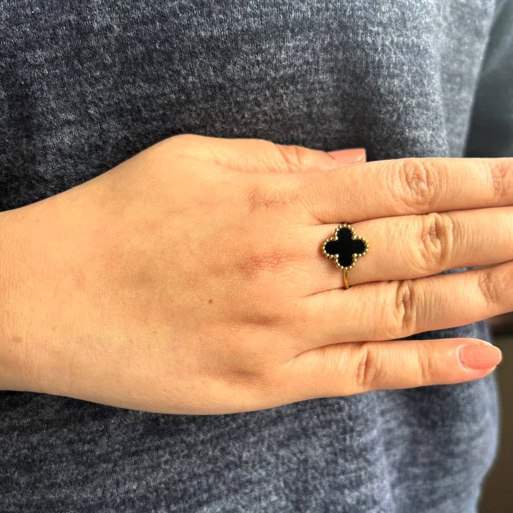 Lucky Clover Ring : LuckyCloverRing-LT-RG-SG-08