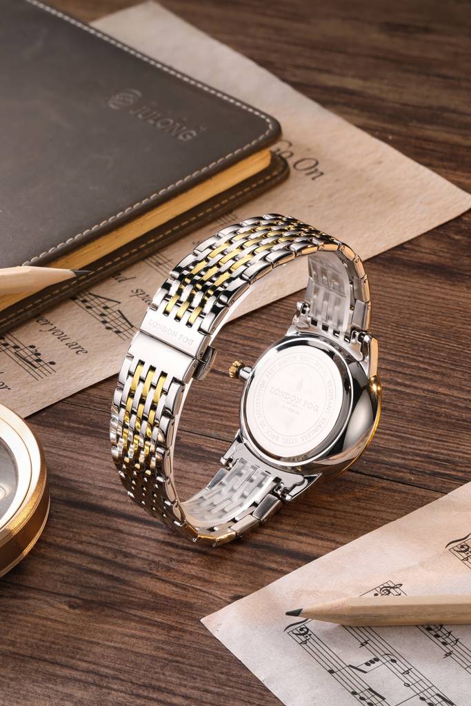 Baker Collection Analog Quartz Watch For Men With Stainless Steel Strap, Luminous Hands And World Map Dial Design : LFM10009-44