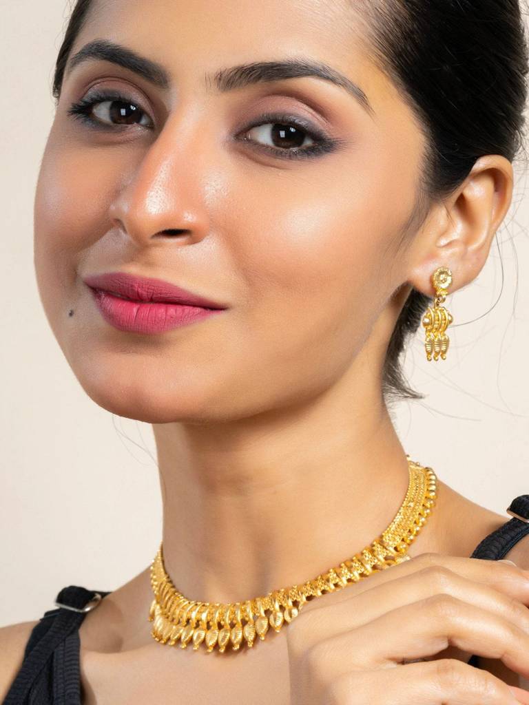 Gold Plated Leaf Necklace With Matching Stud Earrings Jewelry Set - Exquisite Jewelry : LAANP98
