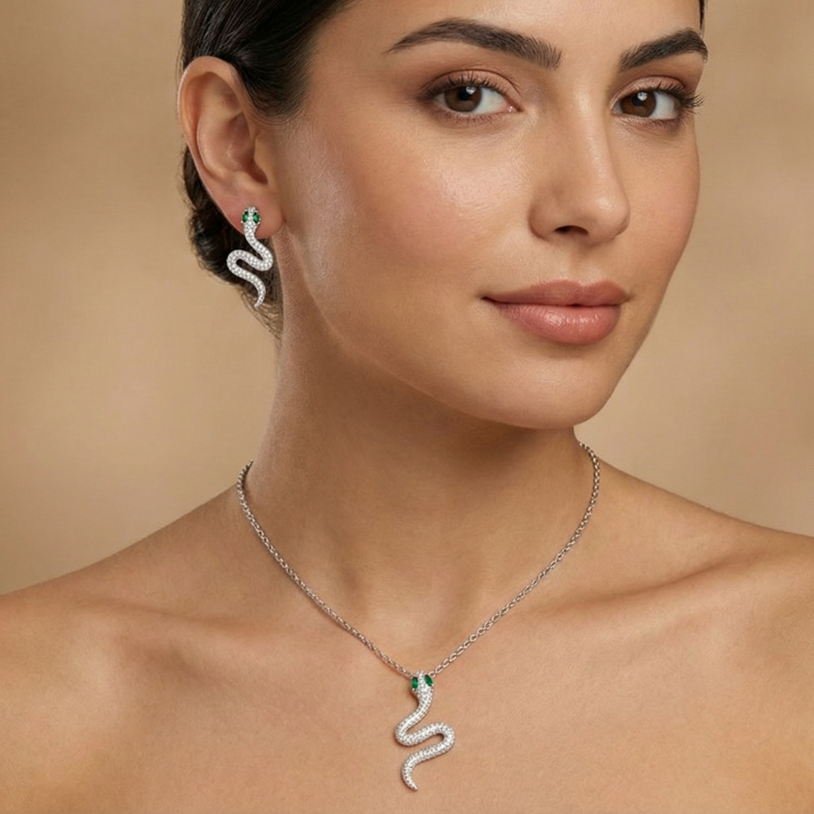 Snake Winding Pendant Necklace For Women – Elegant Coiled Snake Design With Sleek Modern Finish | Premium Stateme : 8318526969