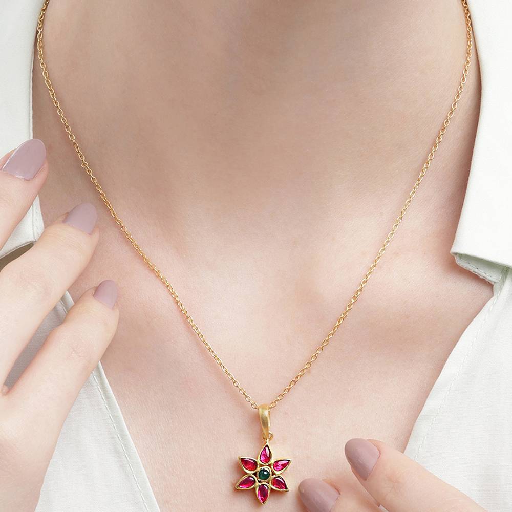 92.5 Silver Red Kundan Flower Necklace : 92.5 Silver Red Kundan Flower Necklace : 92.5 Silver Red Kundan Flower Necklace