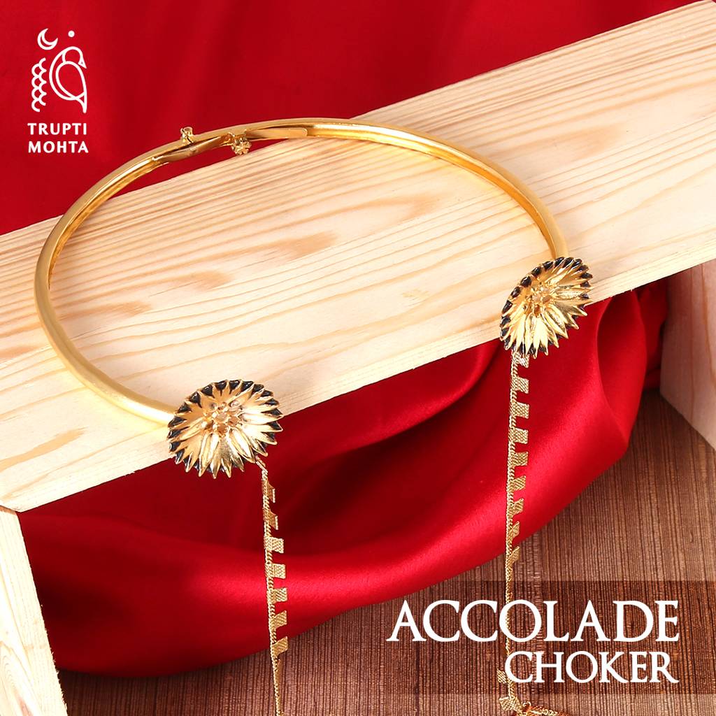 Apropos Accolade Choker : OTW-2001