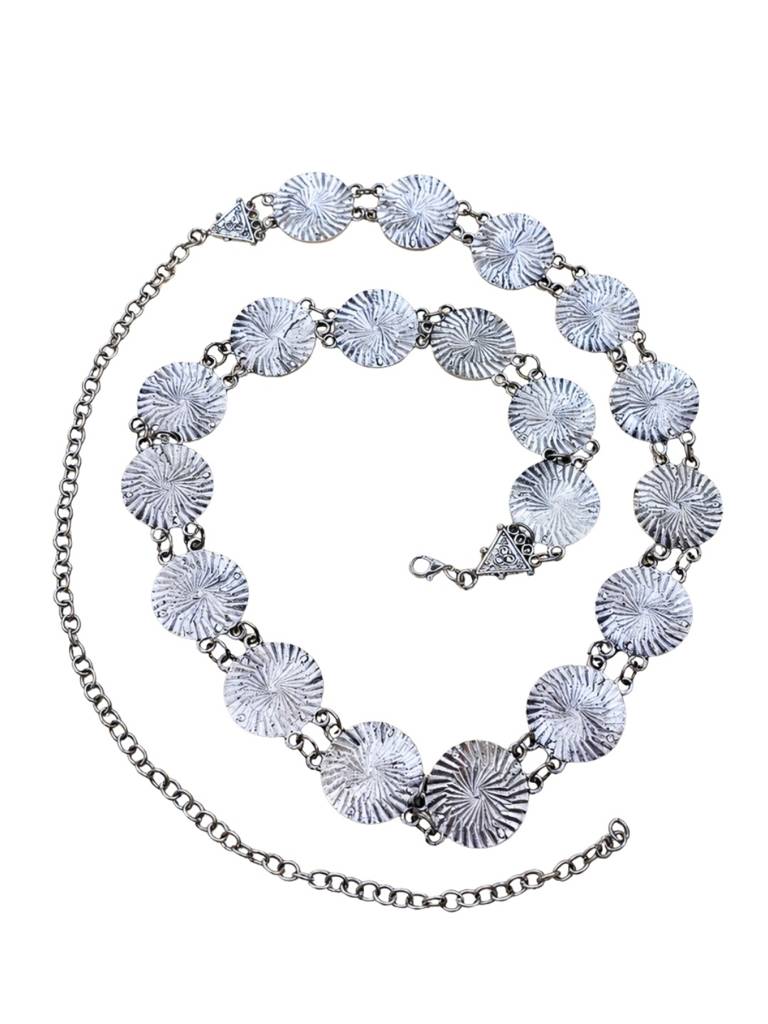 Women Oxidised Silver-Plated Textured Disc Kamarbandh Waist Belt : VI26KB10006