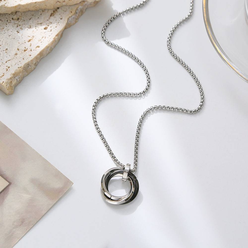 Silver Plated Stainless Steel Tri Circle Pendant Chain : ATO0624P431BK