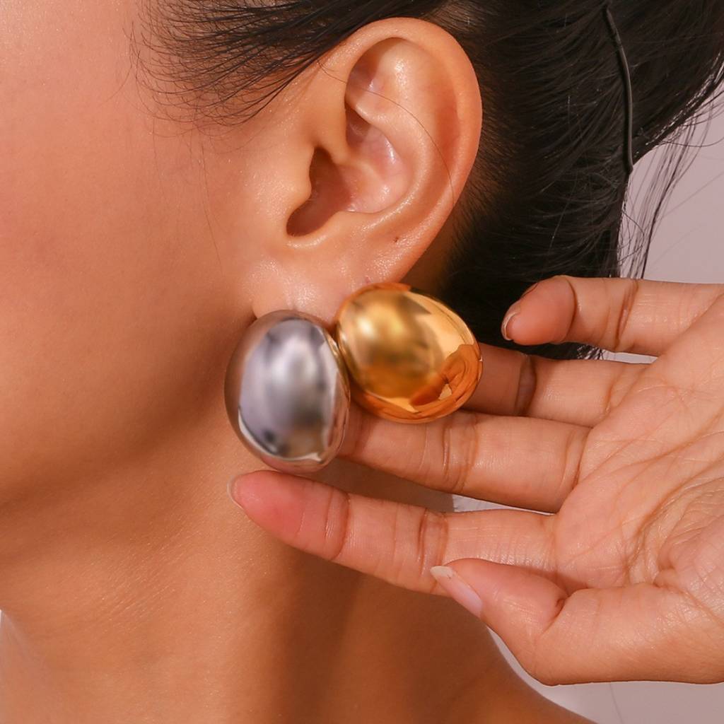 18K Plated Waterproof Antitarnish Dome Shaped Stud Earrings : AMG0624E3431S