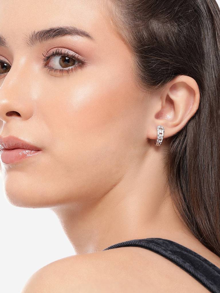 925 Sterling Silver Rhodium Plated Cz Interlock Chain Half Hoop Earring : SILE603
