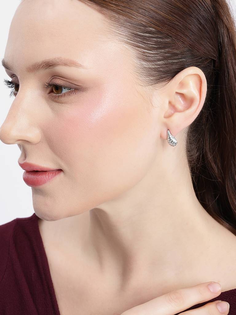 Rhodium Plated Seashell Mini Stud Earring : FJE5848