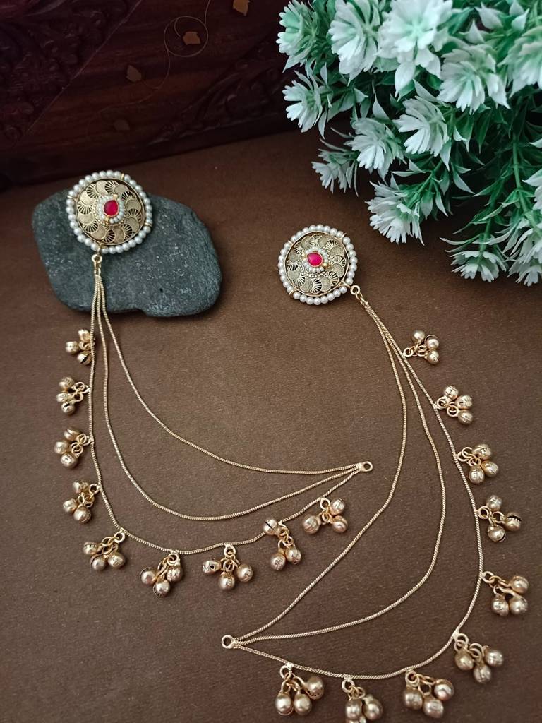 Brass-Plated Kundan Studded & Ghungroo Beaded Kashmiri Earrings With Earchains : VS105344