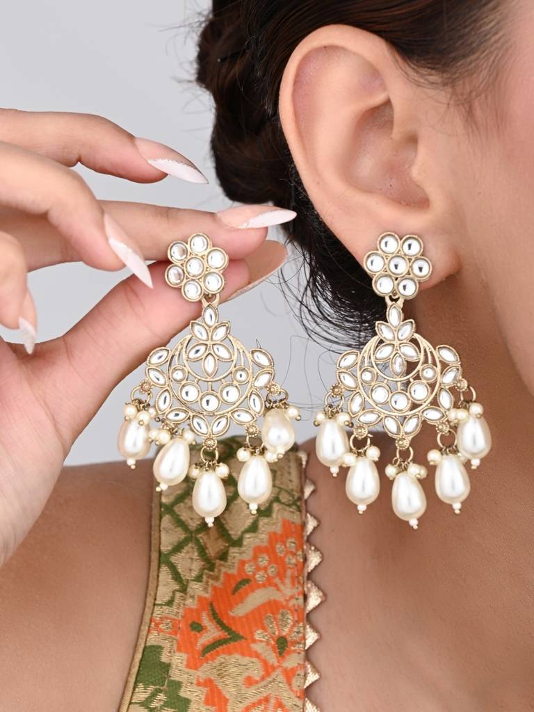 Contemporary Kundan Chandbali : S24KCER416GLD