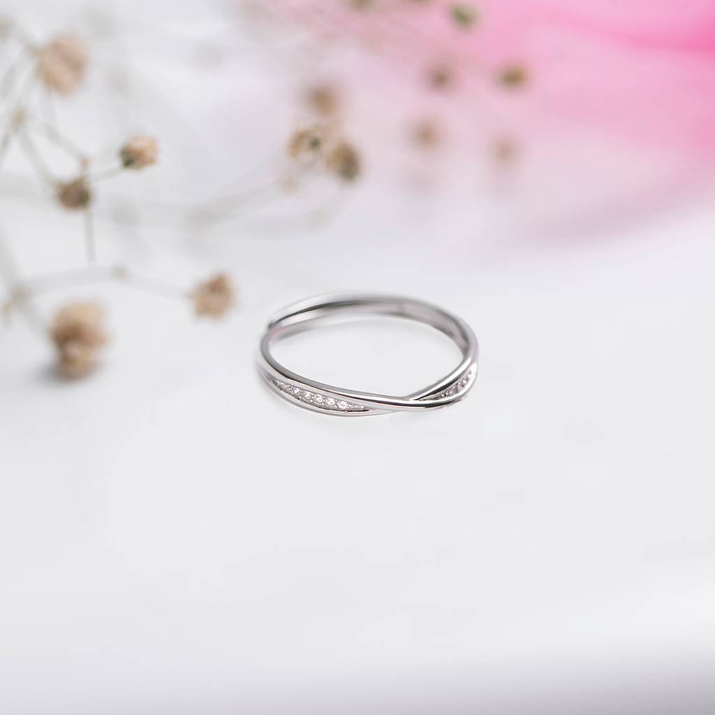 Minimal Rhodium Plated Cz Studded 925 Sterling Silver Women Ring (Adjustable) : RNG-40112