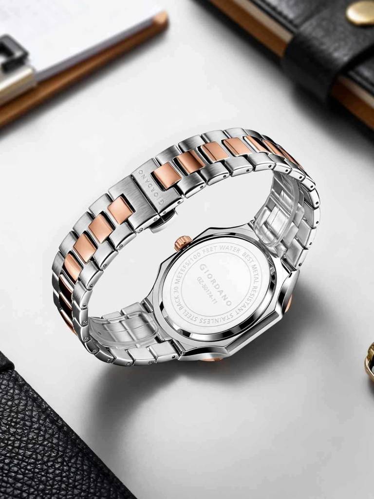 Giordano Square Formal Watch For Men Â Textured Dial,Day & Date Display And Stylish Stainless Steel Strap : GZ-50174-11