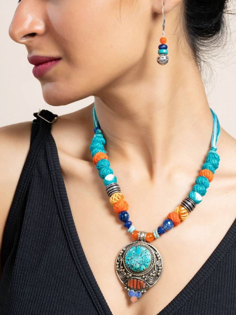 Handmade Semi Precious Turquoise Blue Red Tibetan Necklace Set With Matching Earrings And Adjustable Dori : LAANP94