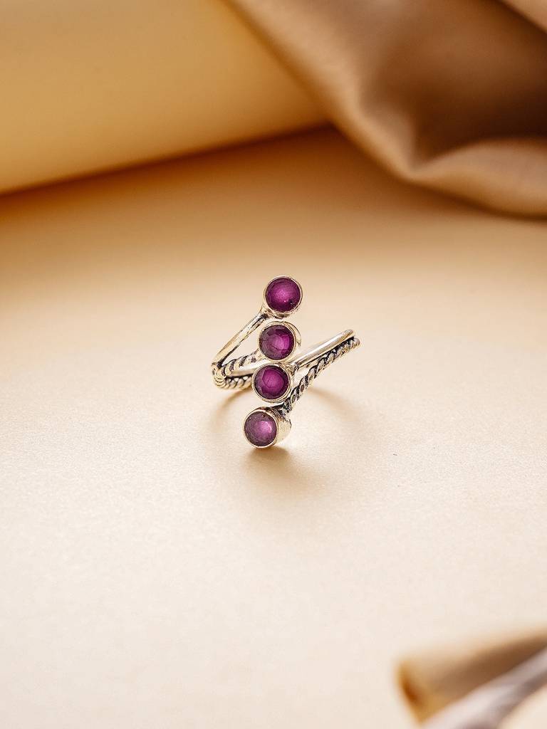 Silver Toned Crystal Stones Ttrendy Handcrafted Toe Ring : SJTR2881