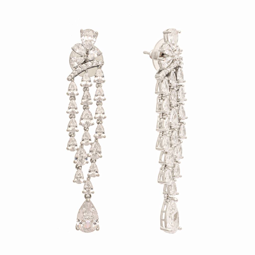 Diamond Drop Elegance Anti Tarnish Earrings : YI24A0254E