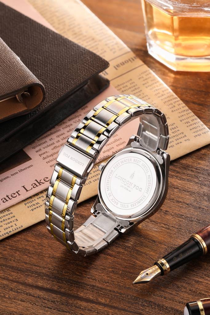 Carnaby Collection Analog Quartz Watch For Men With Stainless Steel Strap And Day & Date Display : LFM10008-44