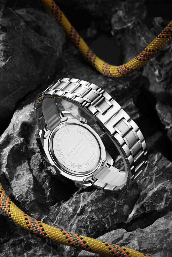 Giordano Analog Quartz Watch For Men – Round Dial With Rotating Bezel, Luminous Hour Markers, Silicone Strap, Da : GZ-50159-11