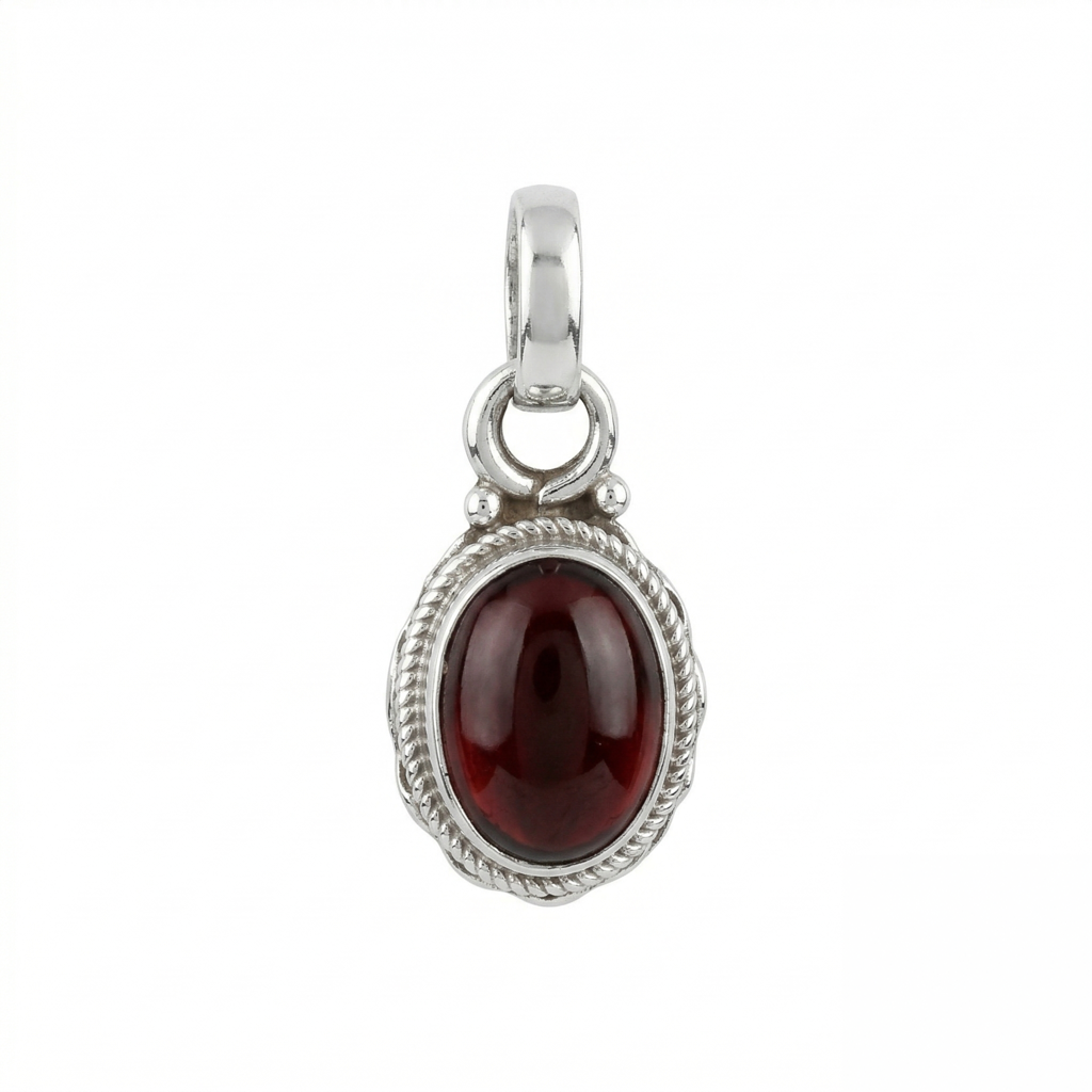925 Sterling Silver Garnet Pendant With 18 Inch Chain | Gemstone Pendant Necklace | Handmade Daily Wear Jewelry : FU-0710