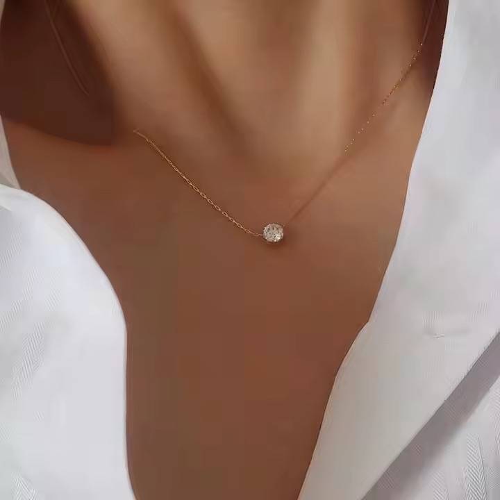 Tesoro Diamond Necklace - 18K Gold Plated : PDTTT064