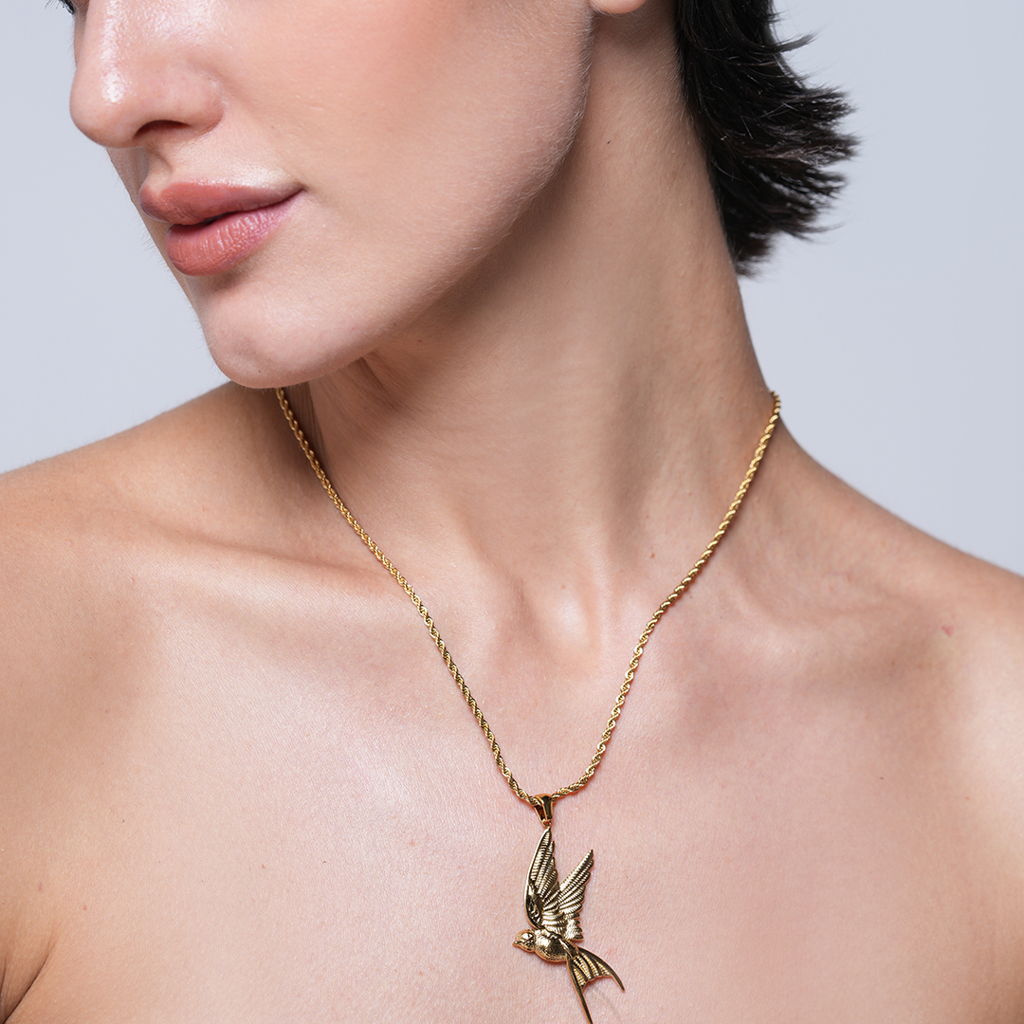 Peace Dove Pendant Twisted Chain Necklace : CAO0097JND
