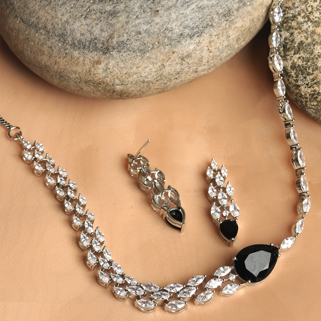 Sleek Single Line Ad Necklace : CAO0183VIH