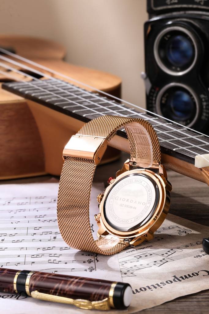 Analog Quartz Watch For Men With Round Textured Dial, Multifunction Sub-Dials, Date Display And Mesh Metal Strap : GZ-50039-44