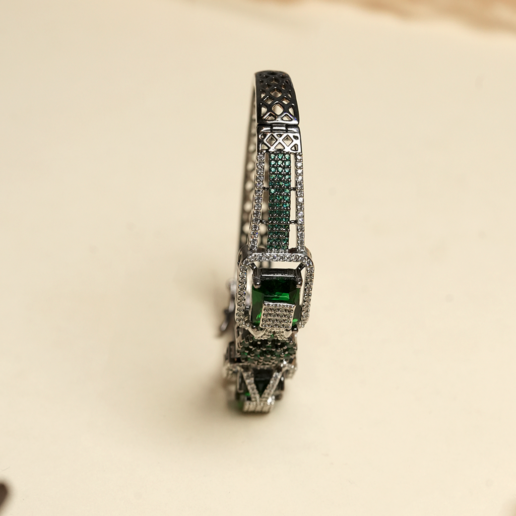 Designer Ad Bracelet : CAO0172STM