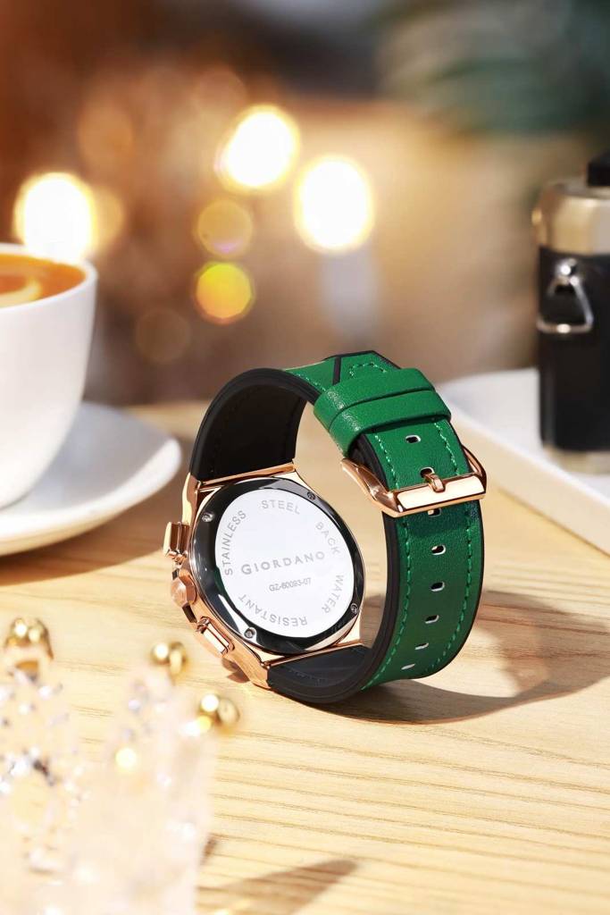 Giordano Analog Watch For Women Â Round Dial, Leather Strap, Crystal-Studded Bezel With Quartz Movement : GZ-60093-07