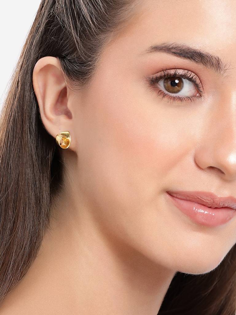 925 Sterling Silver 18Kt Gold Plated Contemporary Petite Stud Earring : SILE600