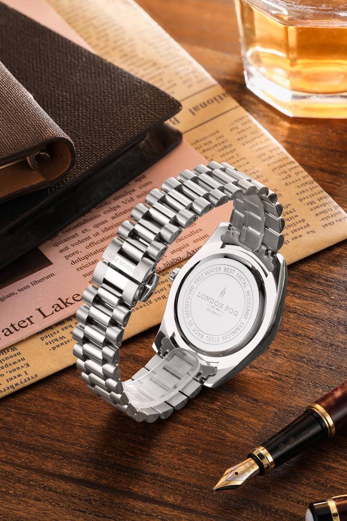 Oxford Collection Analog Quartz Watch For Men With Stainless Steel Strap, Fluted Metal Case, Day & Date Display, : LFM10001-11