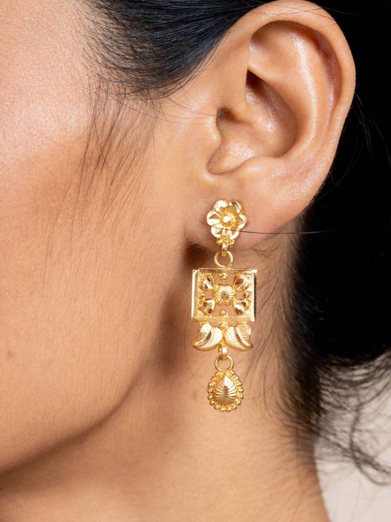 Gold Plated Floral Necklace Set : LAANP103