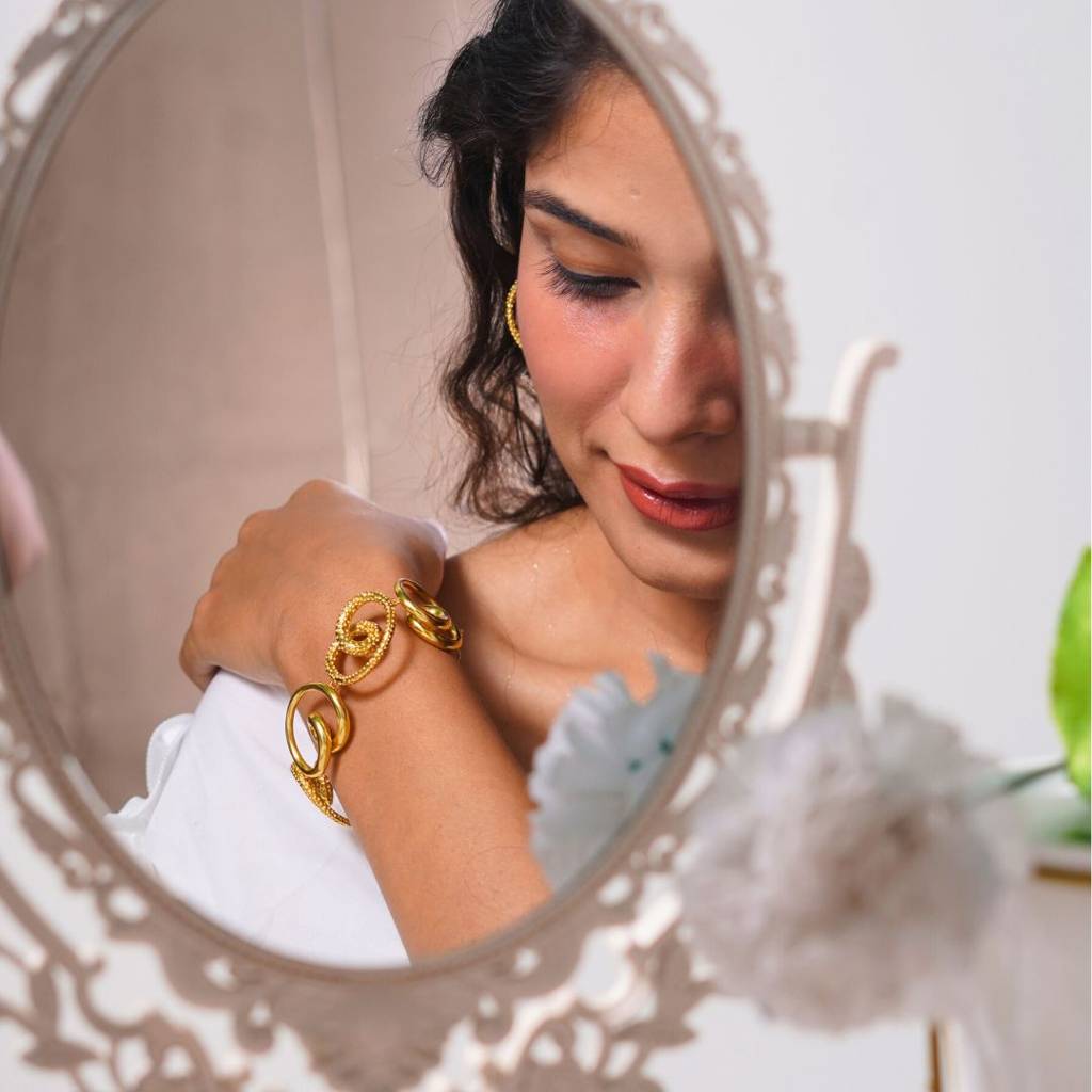 Buns Bracelet : BunsBraceletNIH144BR06