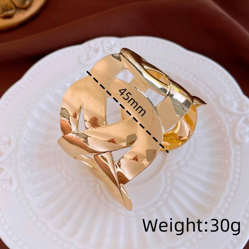 Golden Splendour Cuff : GoldenSplendourCuff-LT-BR-CG-28