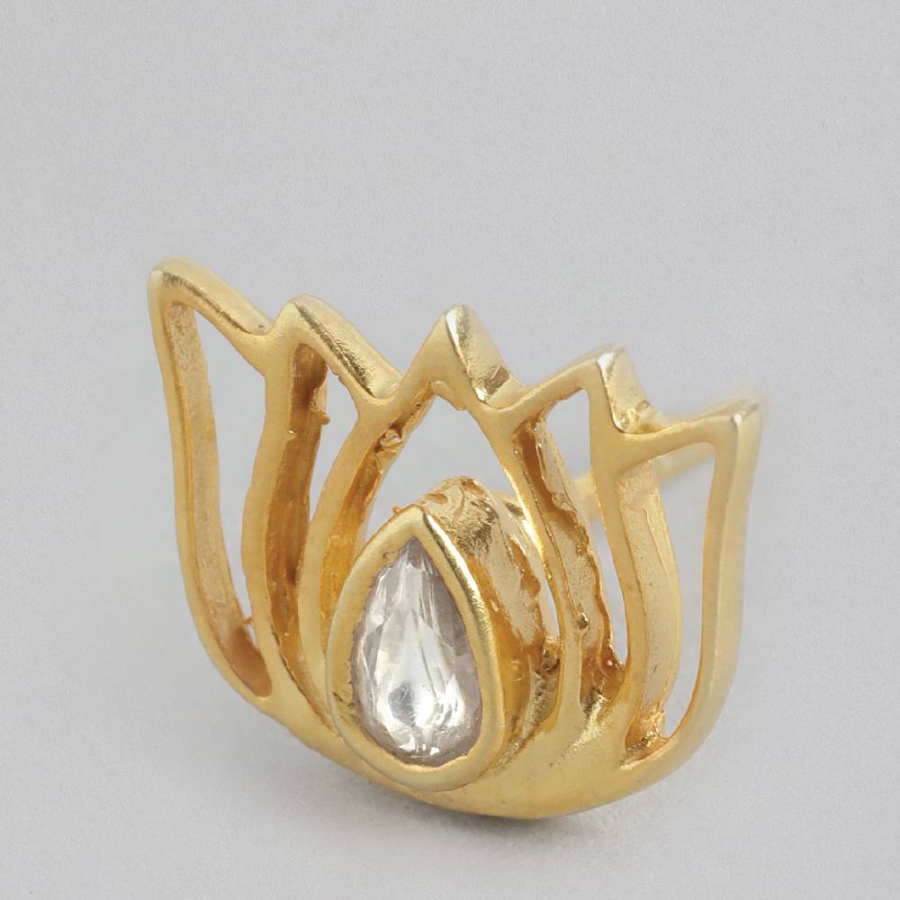 92.5 Silver White Kundan Sacred Lotus Stud Earrings : 92.5 Silver White Kundan Sacred Lotus Stud Earrings : U100SO003MY0