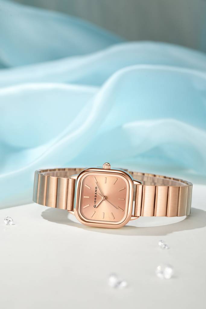 Giordano Classic Square Watch For Women Â Polished Stainless Steel Strap, Minimalist Compact Design-Gz-60098 : GZ-60098-77