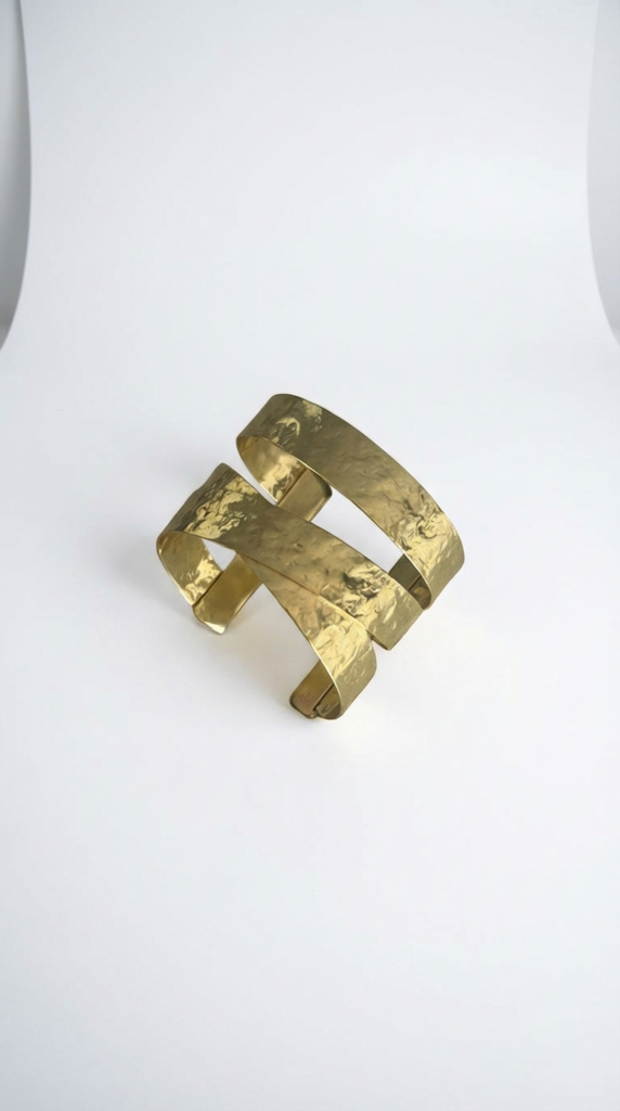 Hammered Gold Cuff Bracelet : RB2723