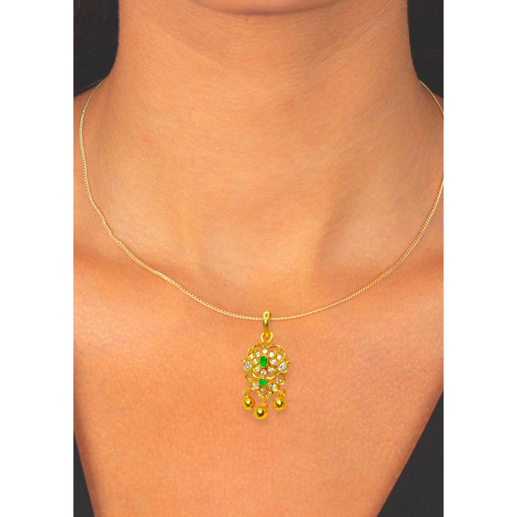 Enchanting Emerald Elegance Pendant Set : 606