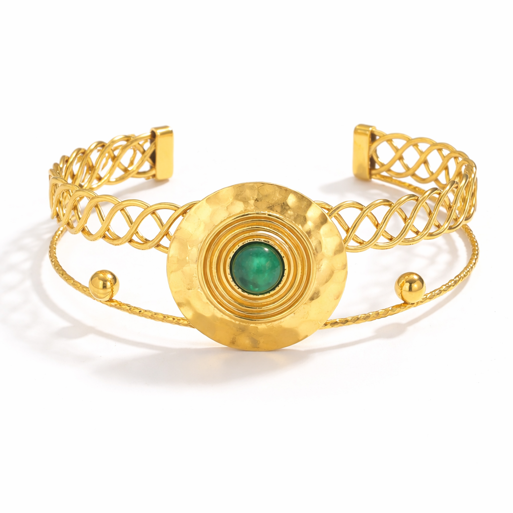 Verdant Oracle Hammered Cuff Bracelet : Le165