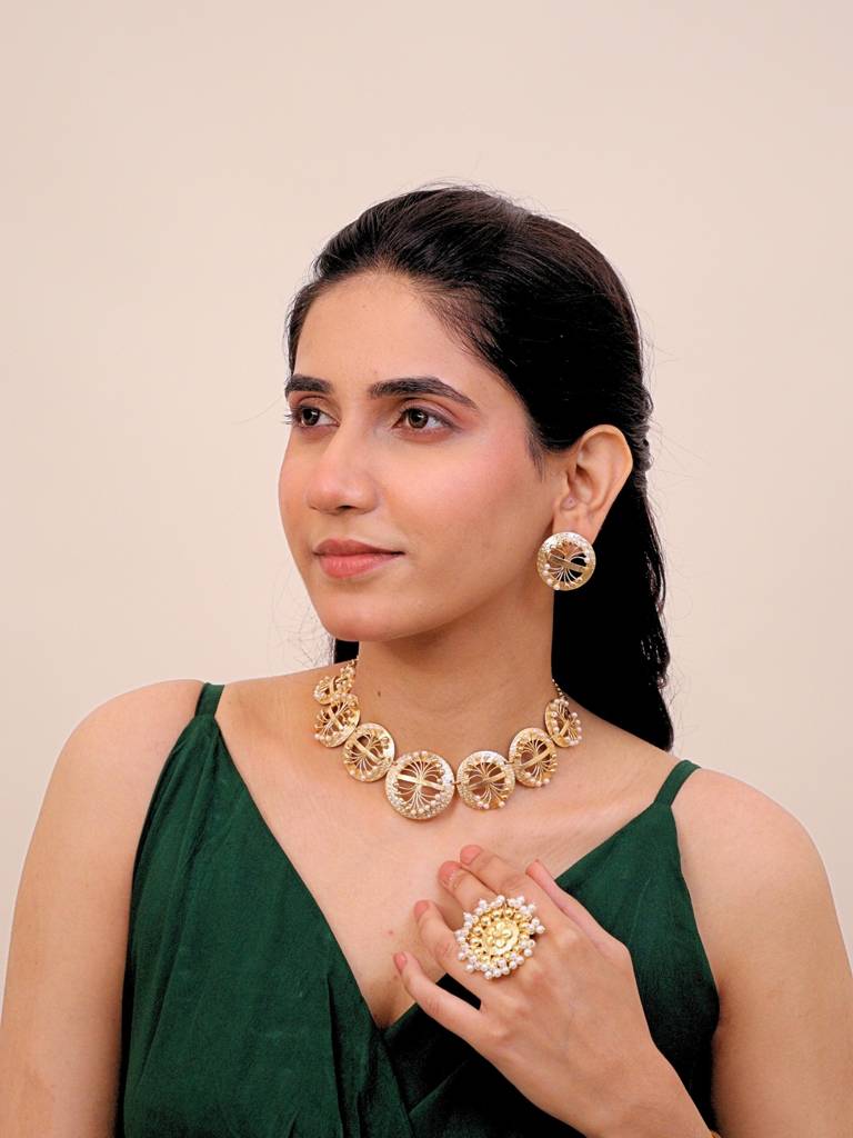 Husnara Floral Pearl Choker For Women Brass 18K Gold Plated Handmade : BJV016