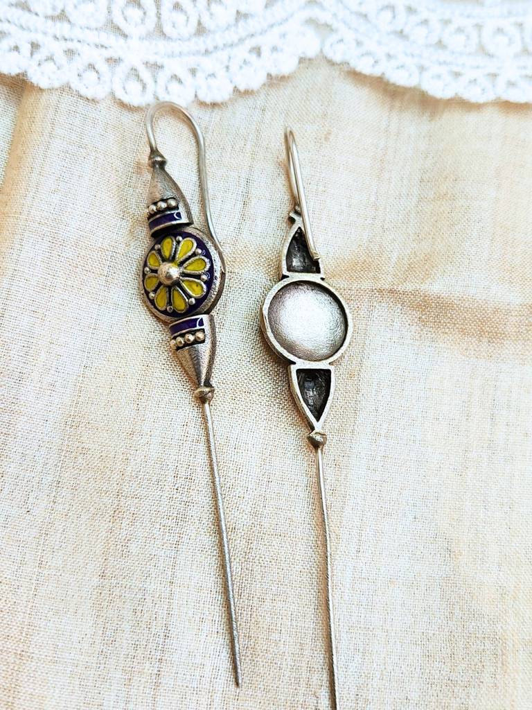 Roohra Needle Earcuffs : MEA035