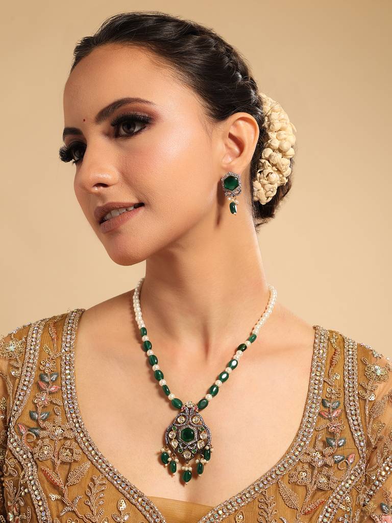 22K Gold Plated Emerald Majesty Necklace Set : YI24A0525N