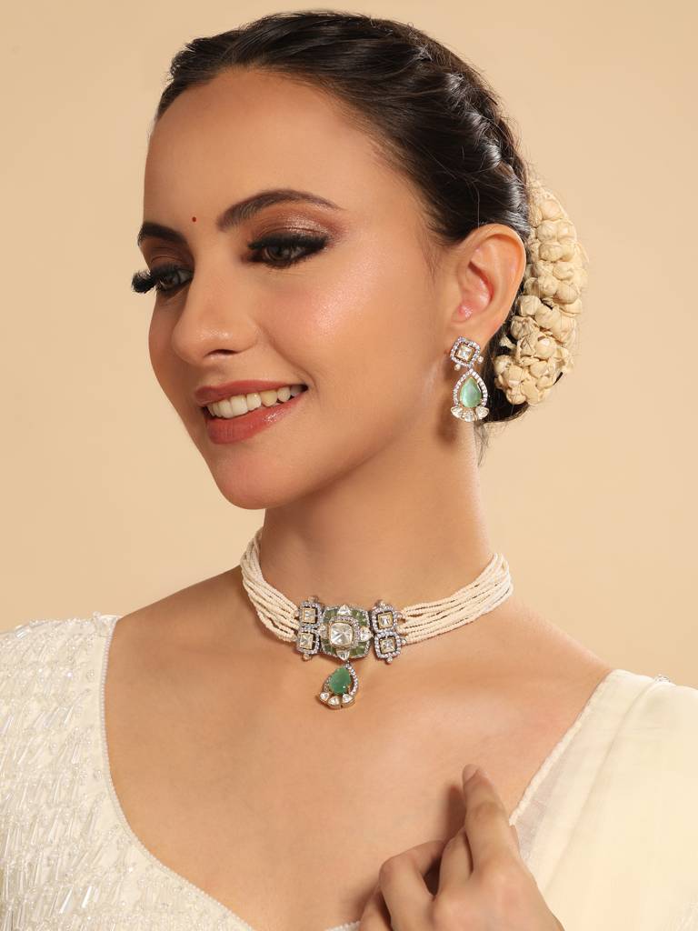 22K Gold Plated Mystic Pearl Charm Choker Necklace Set : YI24A0526N