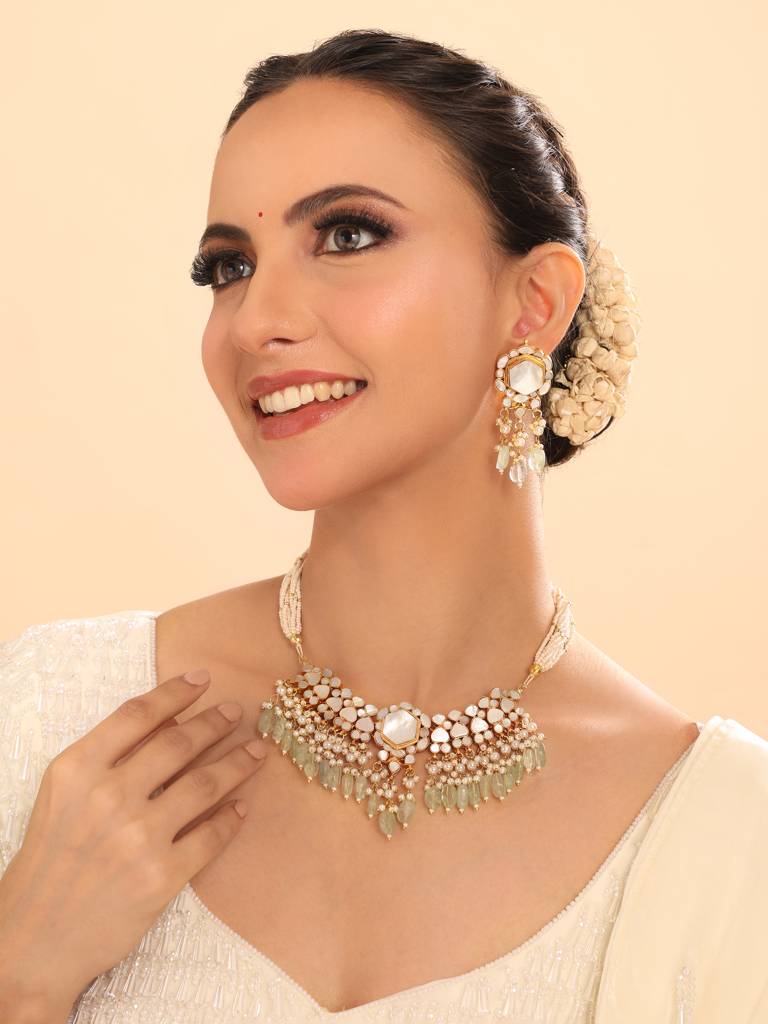 22K Gold Plated Ivory Glow Pearl Necklace Set : YI24A0531N