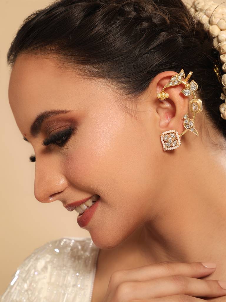 Naira Ear-Cuff : YI24A0497E