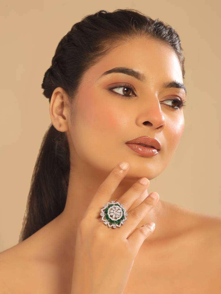 Rhodium Plated Emerald Spark Adjustable Ring : YI24A0550R