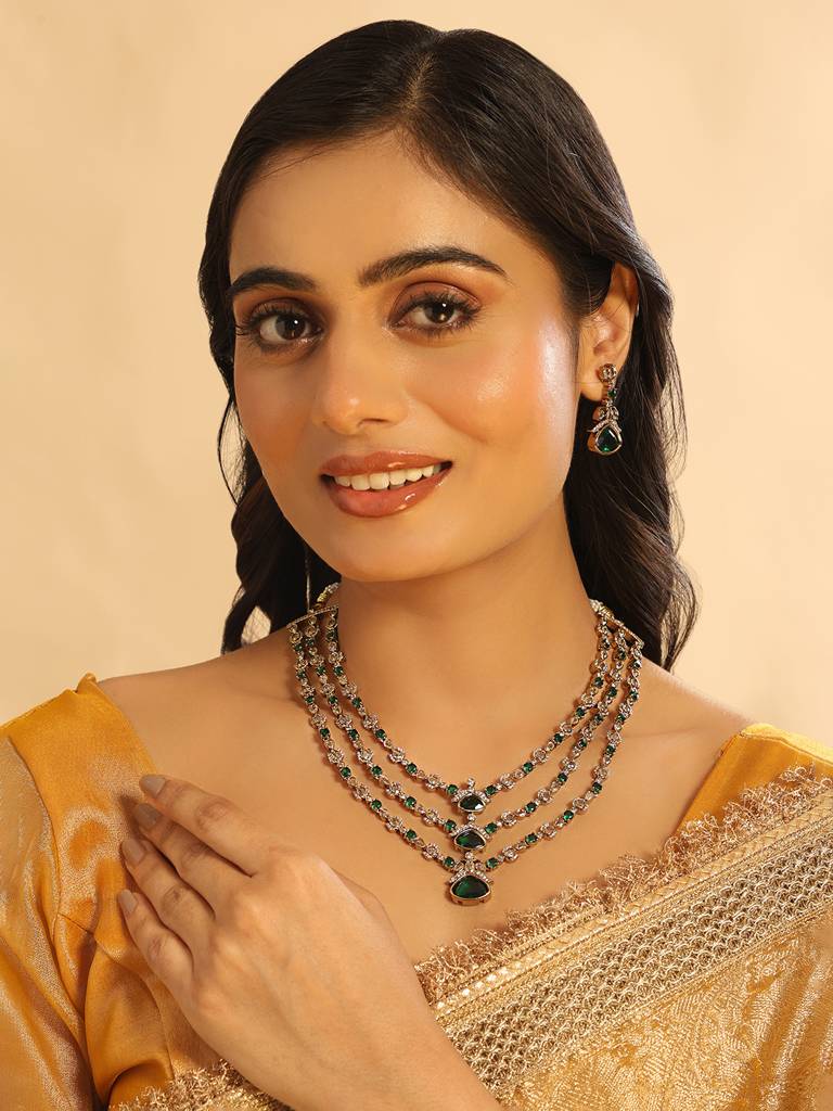 18K Gold Plated Emerald Elysian Layered Necklace Set : YI24A0479N