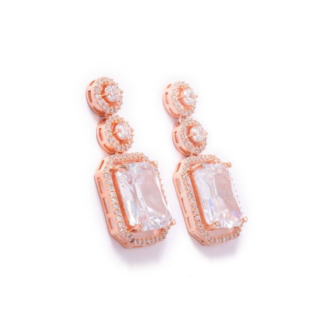 Lustrous Legacy Earrings : ER016