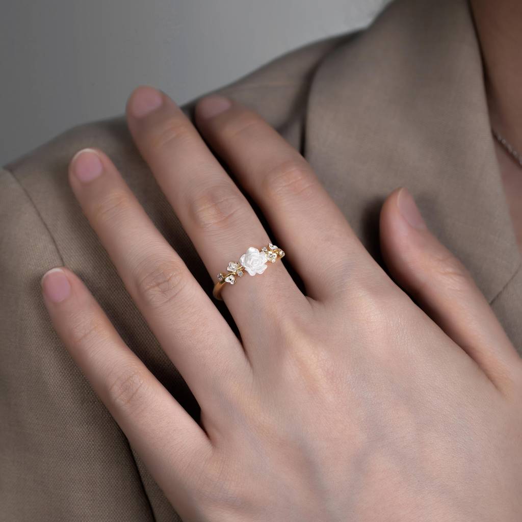 Floral Elegance Rose Ring : BRD2978G